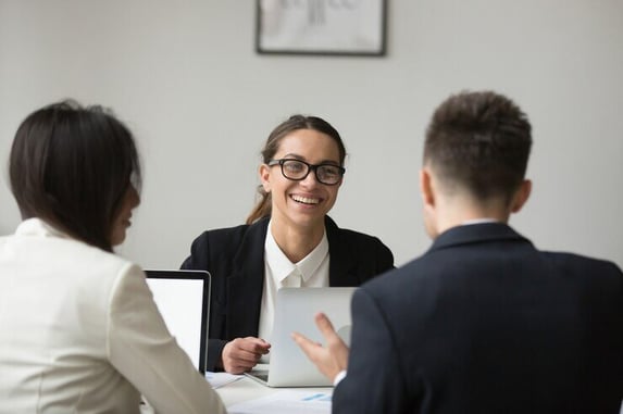 Despliega estrategias de retención de talentos