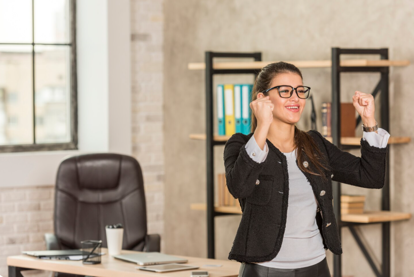 Importancia del reconocimiento y recompensas en la motivación laboral