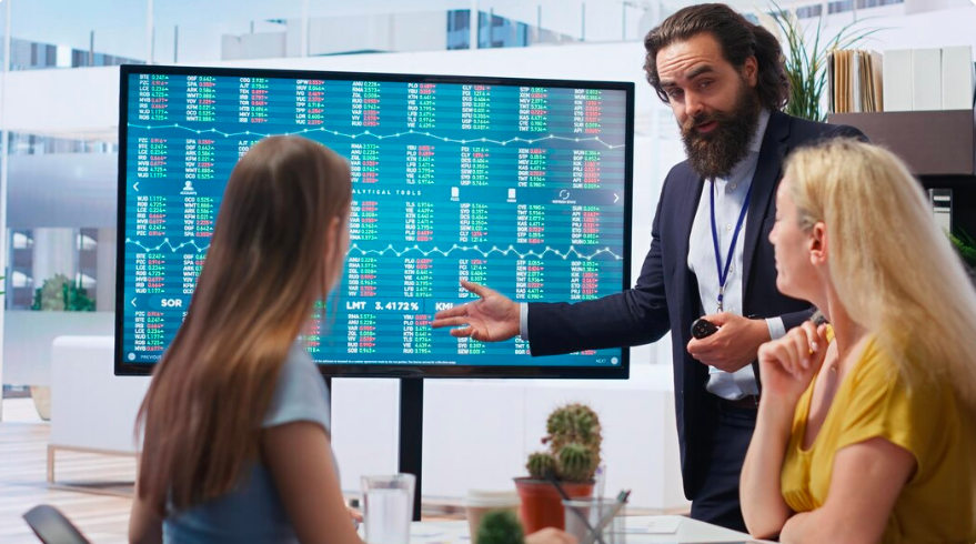 Decisiones financieras en escenarios de mercado cambiantes
